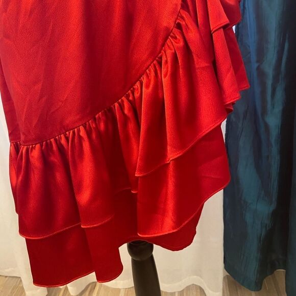 Bronx and Banco red satin belted dress, size XL (10) - Picture 13 of 14